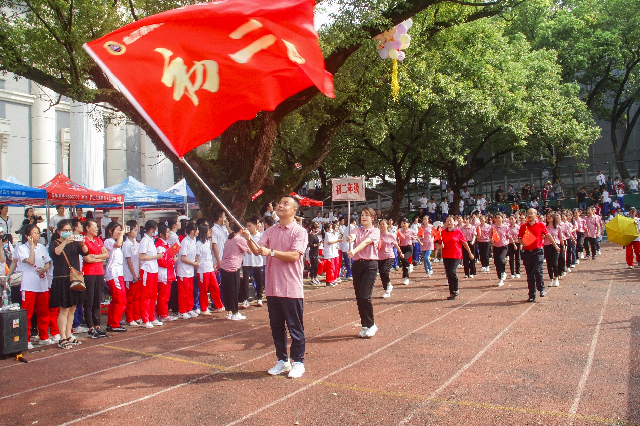 高中运动会方队口号有气势_高中运动会方针是什么_高中运动会方阵